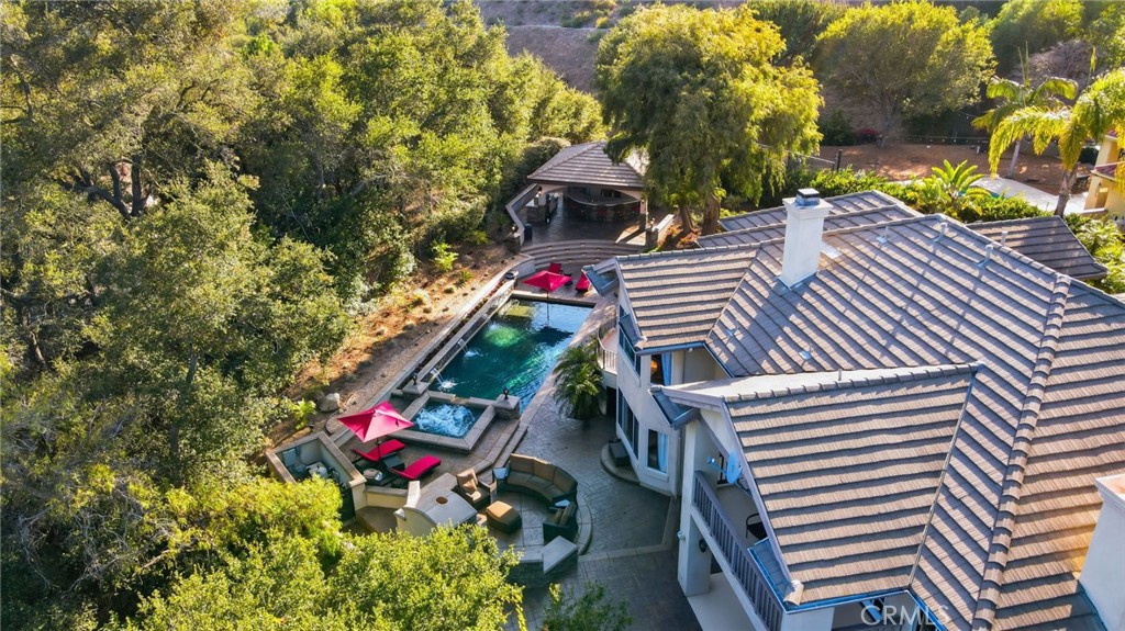 main property photo 59