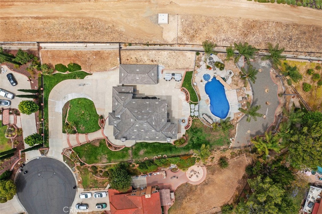 main property photo 59