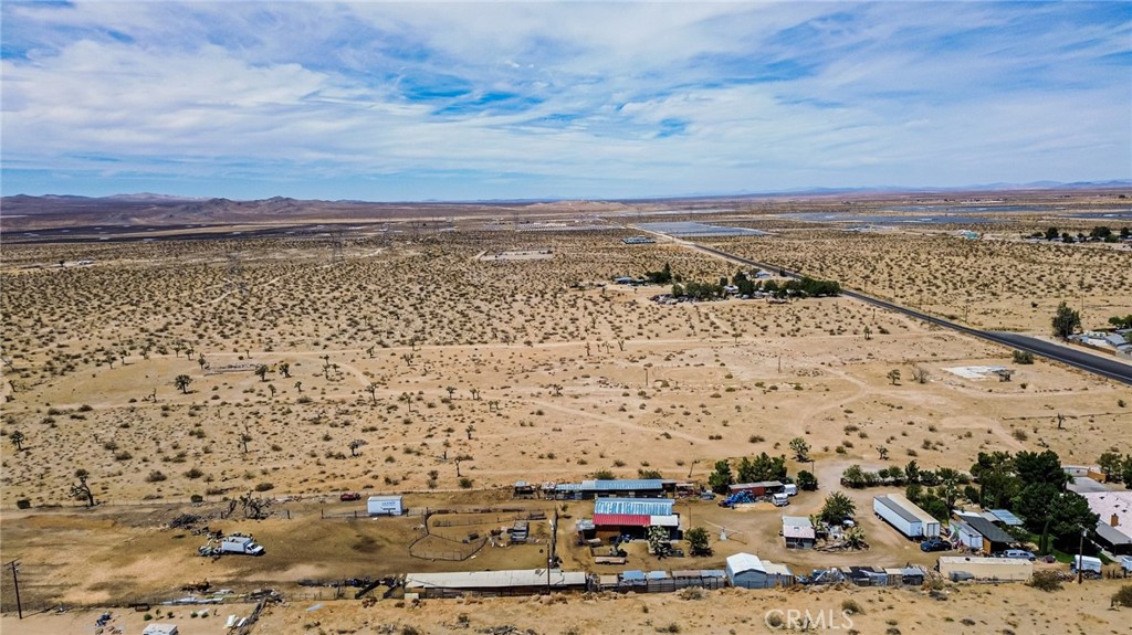 main property photo 6