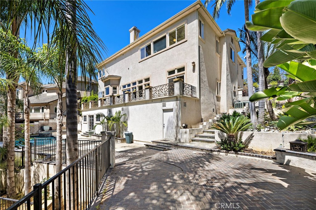 main property photo 67