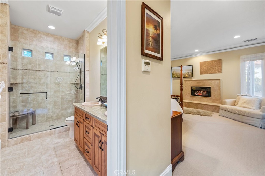 main property photo 59