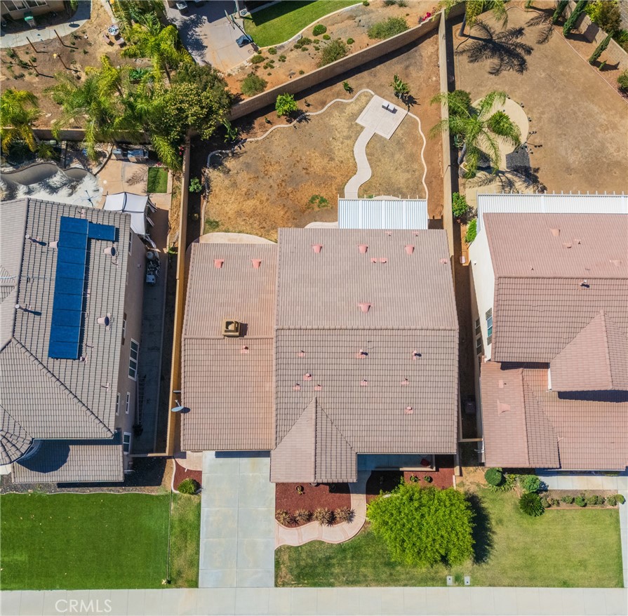 main property photo 50
