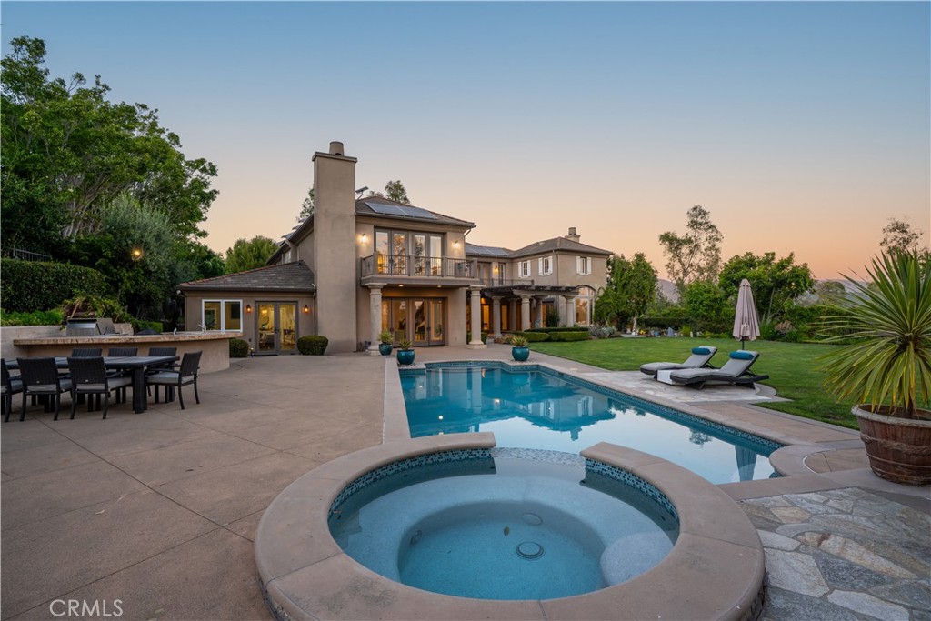 main property photo 23