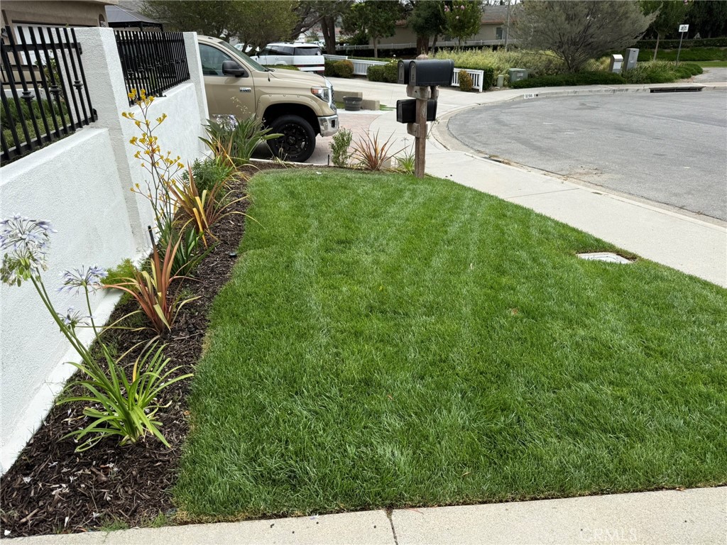 main property photo 16