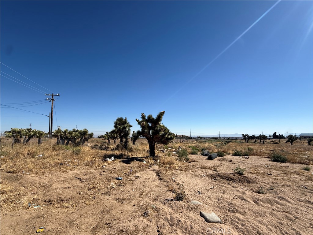main property photo 7