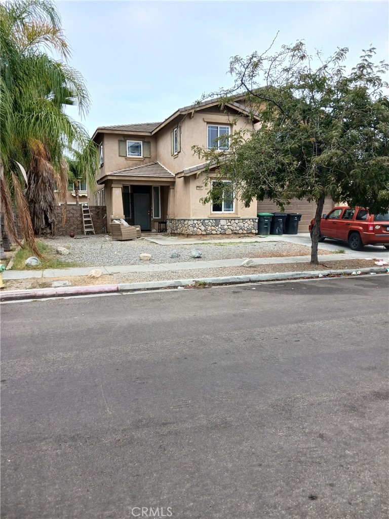 main property photo 10