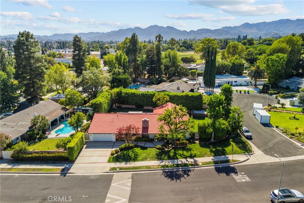 main property photo 54