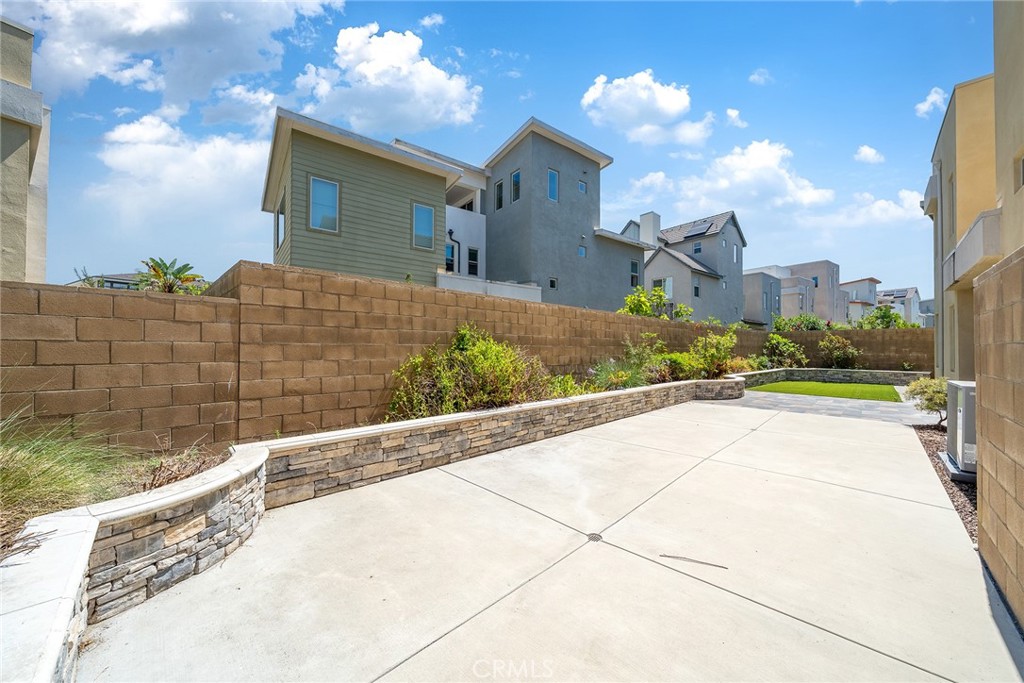 main property photo 51