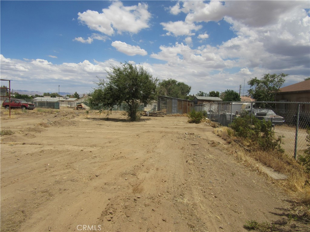 main property photo 24