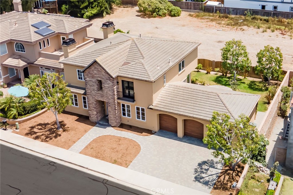main property photo 51
