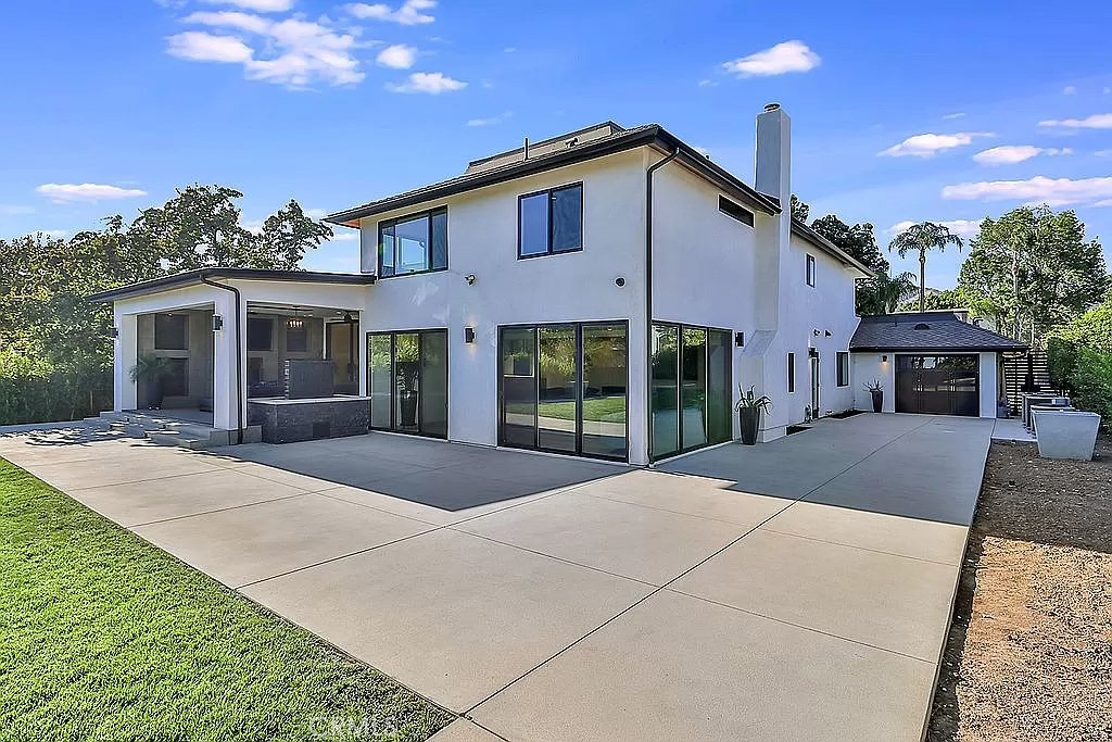 main property photo 60