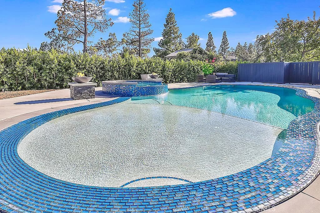 main property photo 73