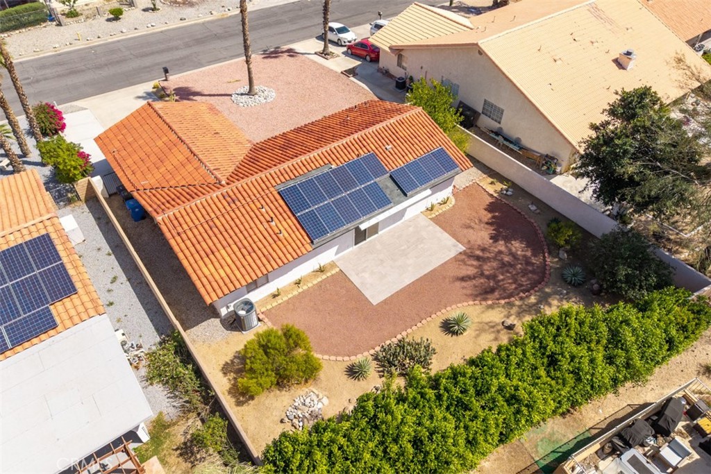main property photo 36