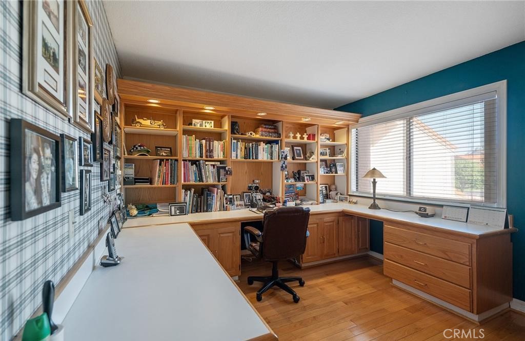 main property photo 12