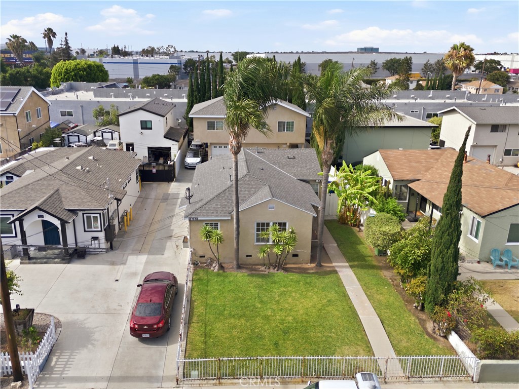 main property photo 10