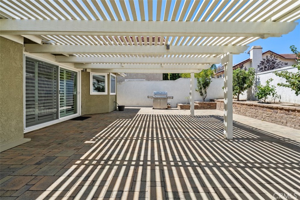 main property photo 28