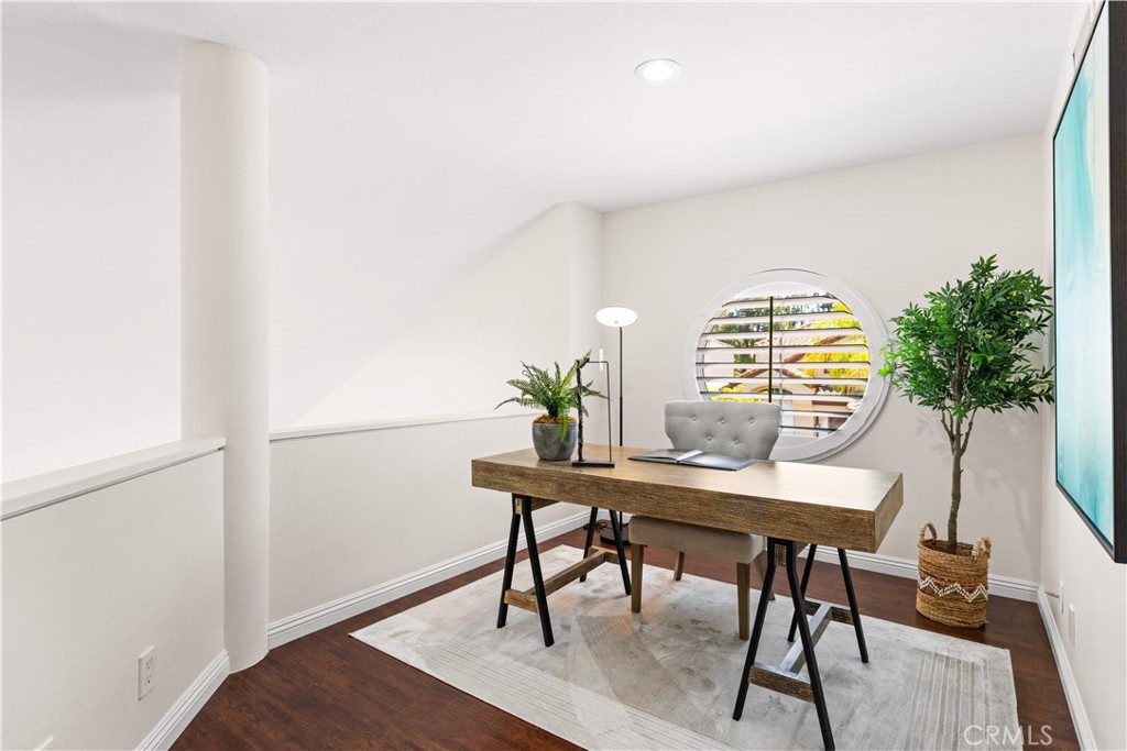 main property photo 25