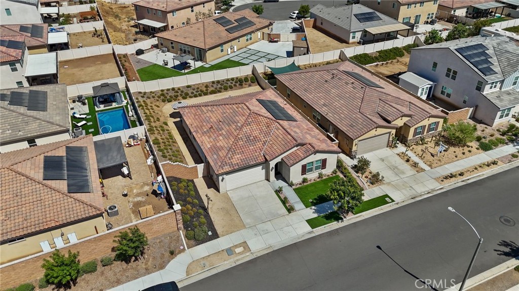 main property photo 49