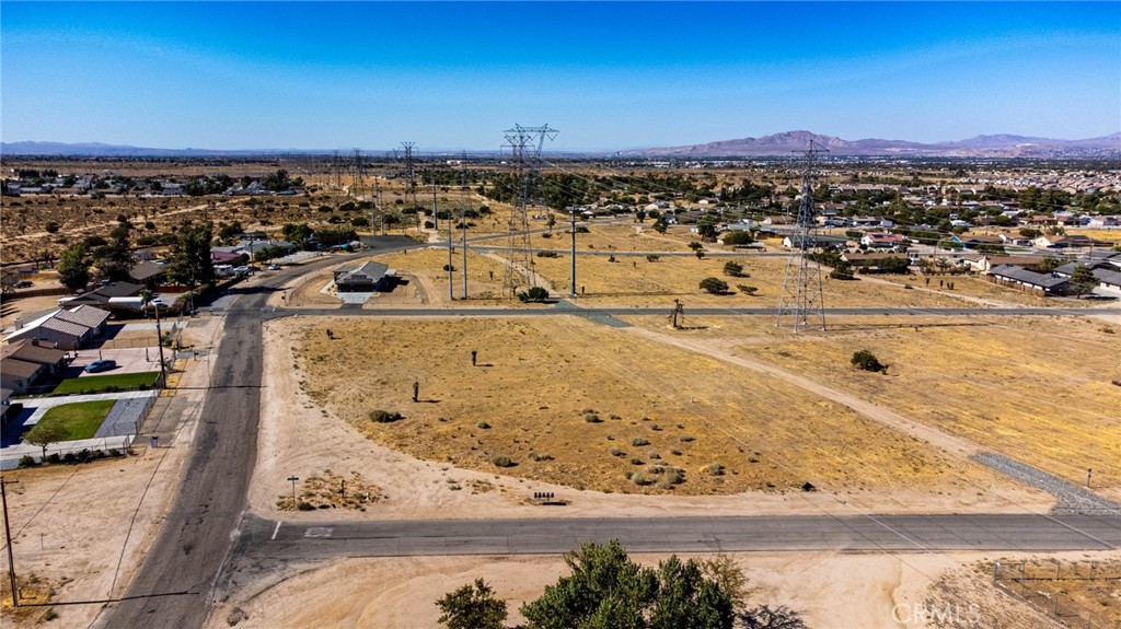 main property photo 4