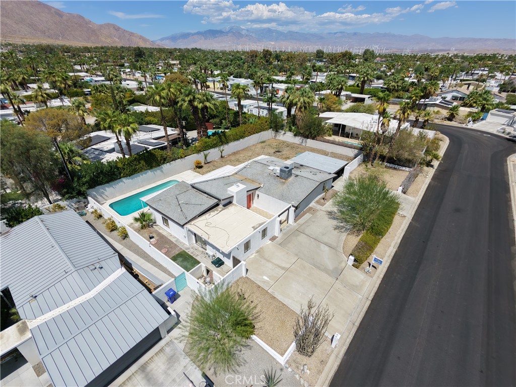 main property photo 66
