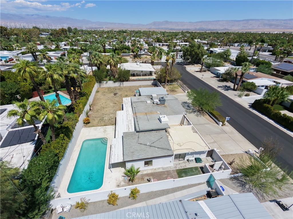 main property photo 67