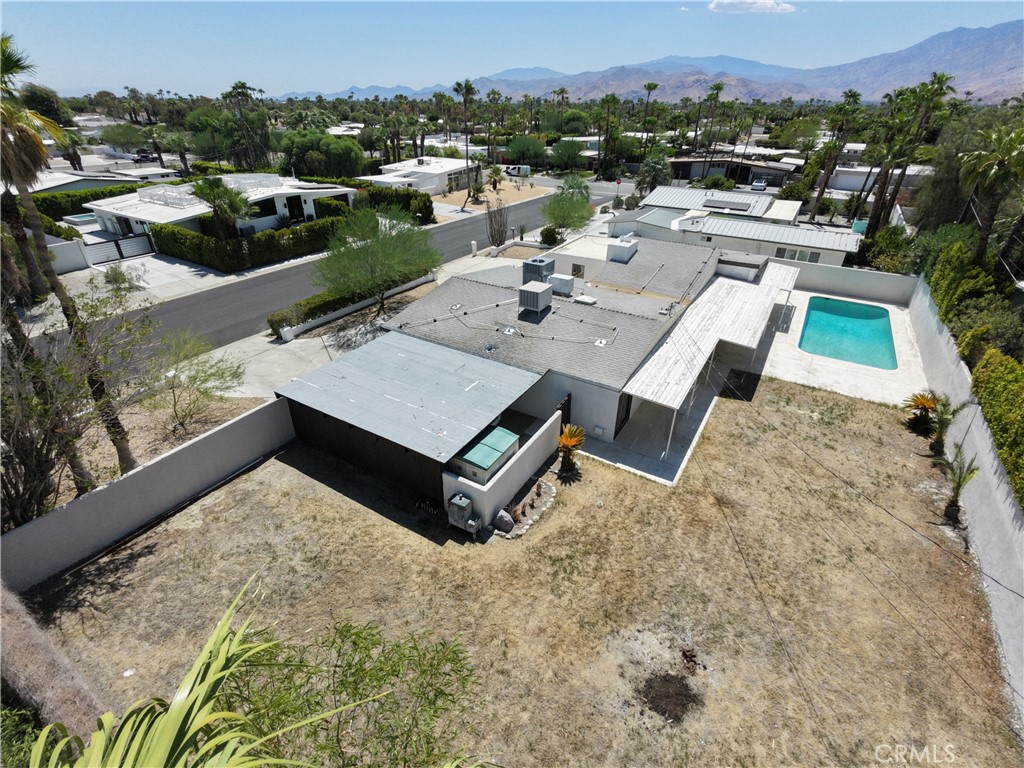 main property photo 70