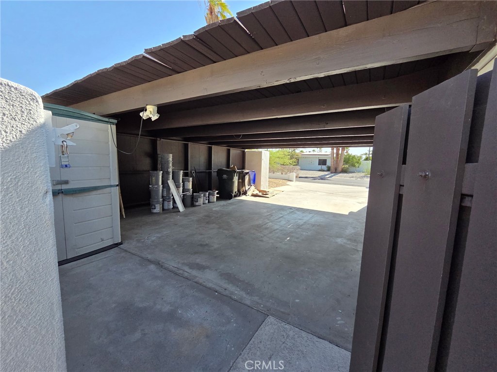 main property photo 9