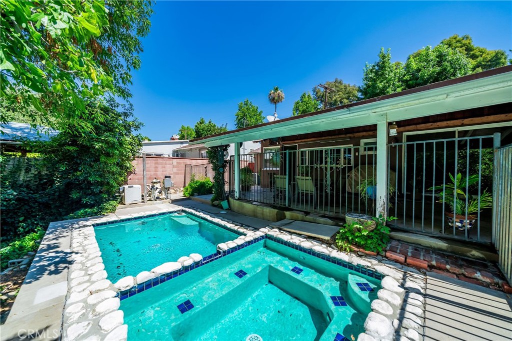 main property photo 54
