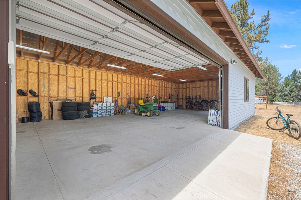 main property photo 50