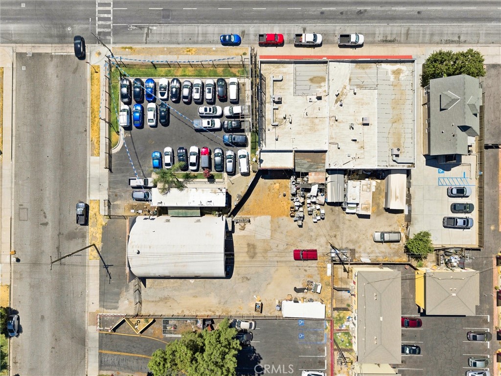 main property photo 16