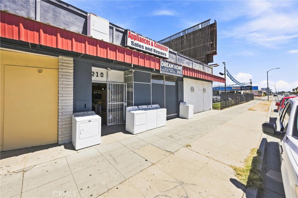 main property photo 31