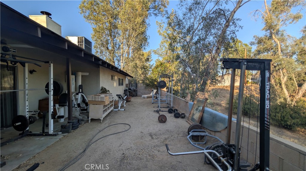 main property photo 18