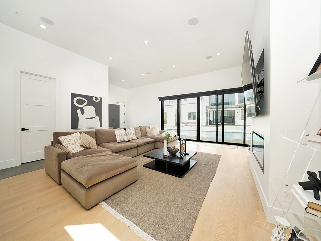 main property photo 64