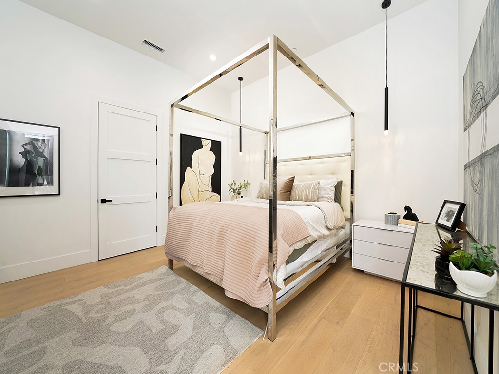 main property photo 65