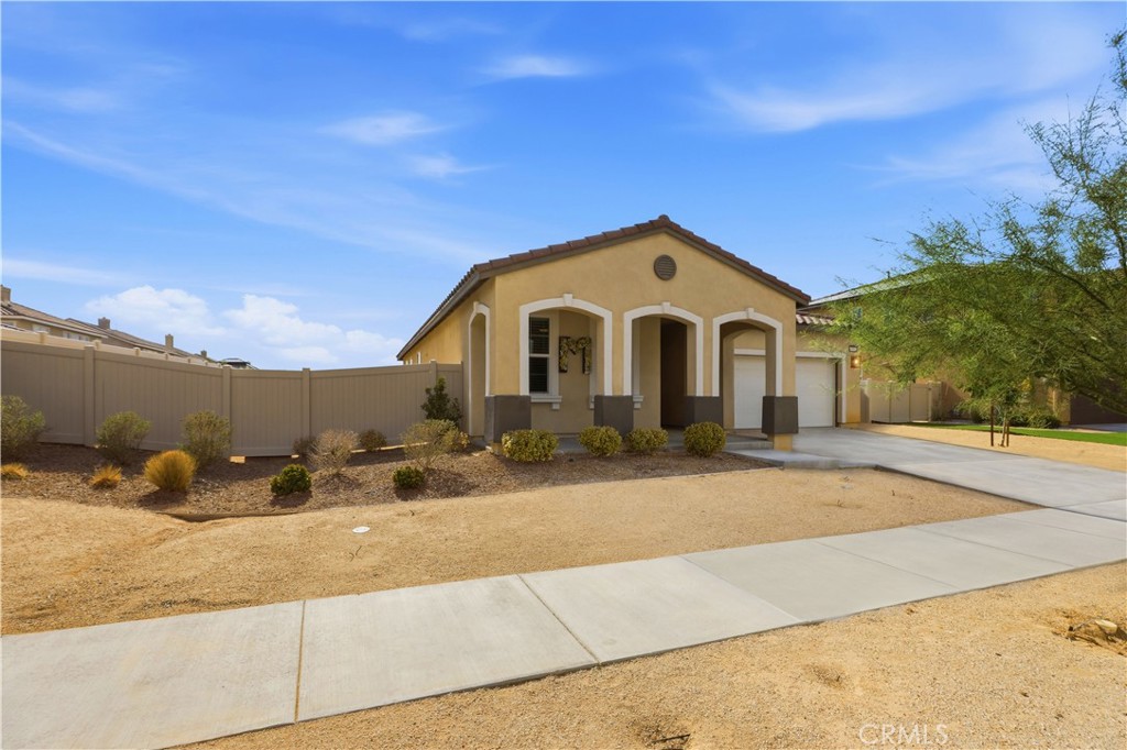 main property photo 3