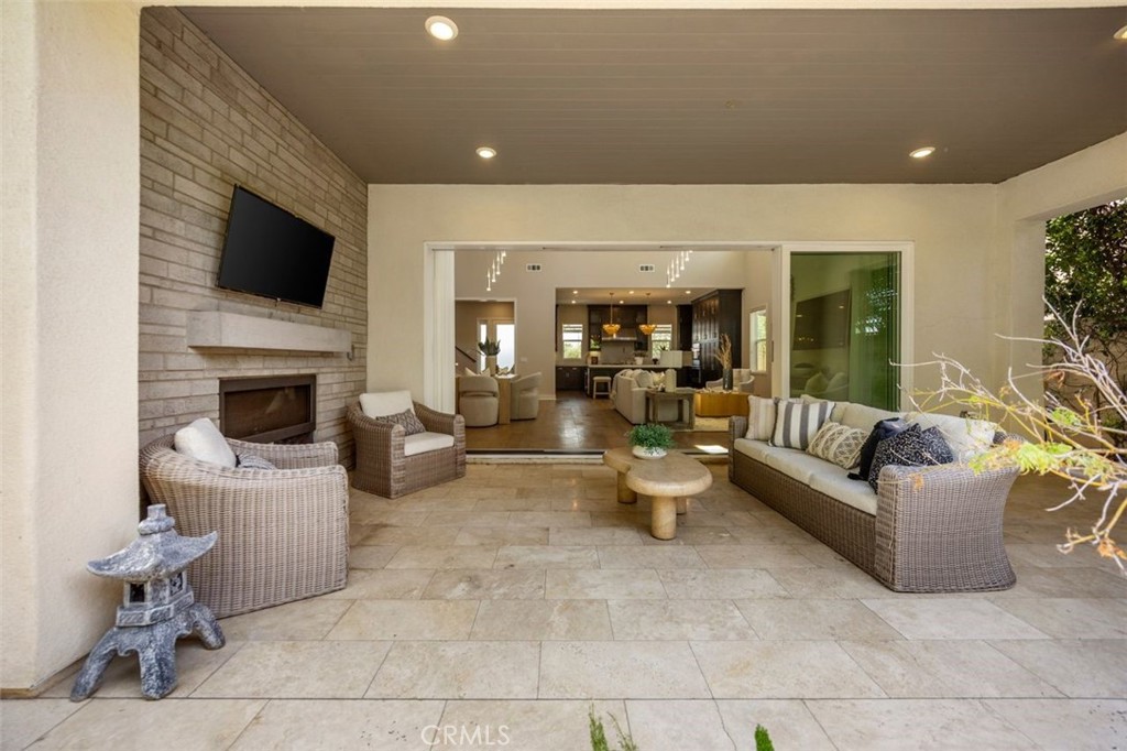 main property photo 50