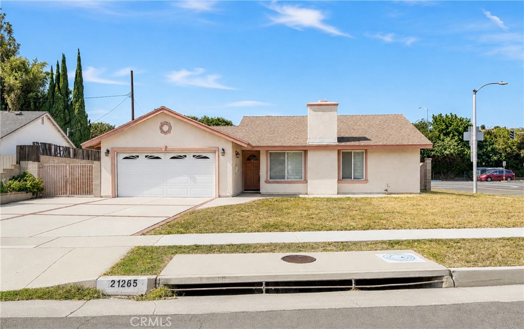 main property photo 23
