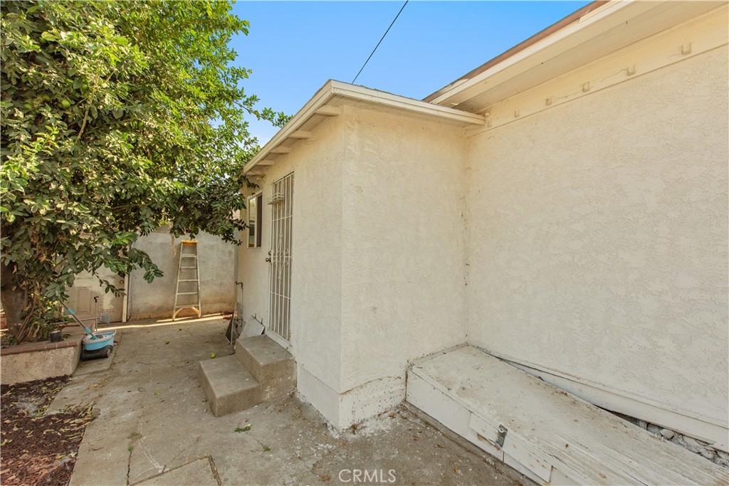 main property photo 24