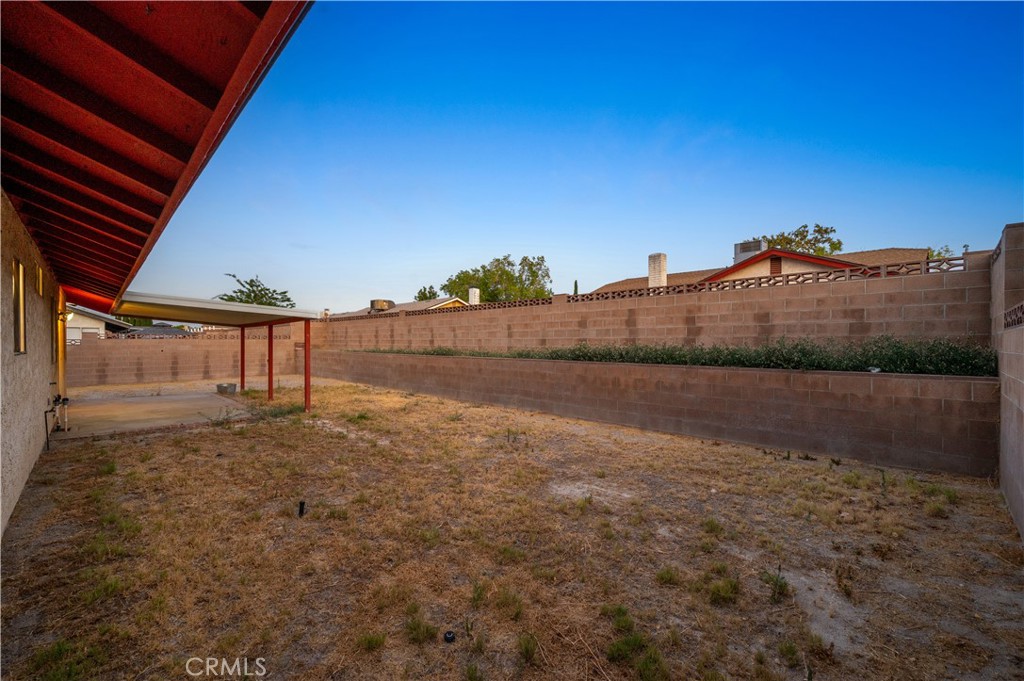 main property photo 16