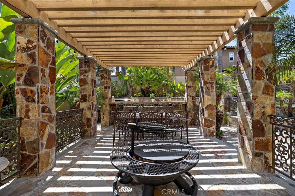 main property photo 50