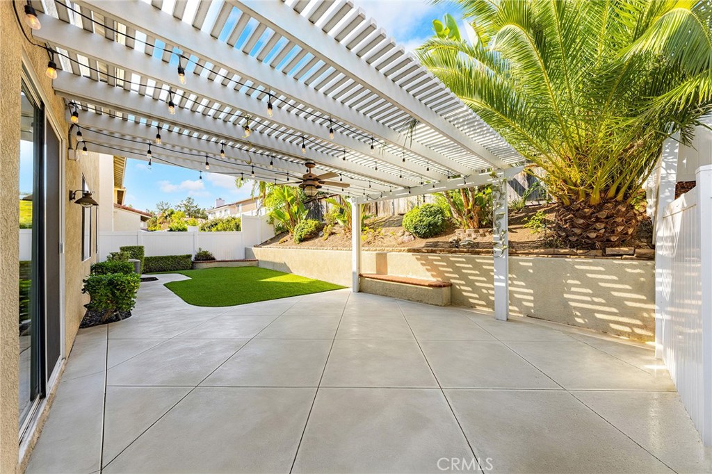 main property photo 50