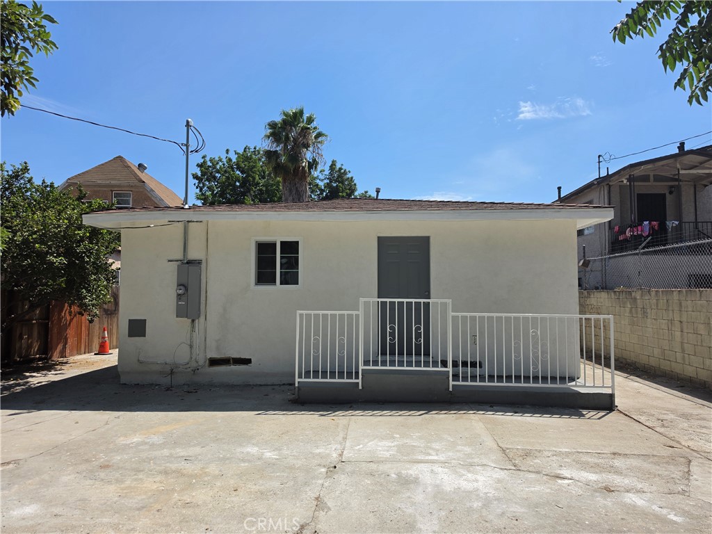 main property photo 14