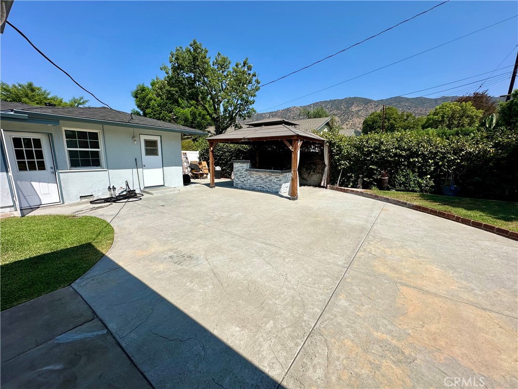 main property photo 23
