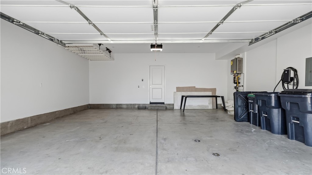 main property photo 50