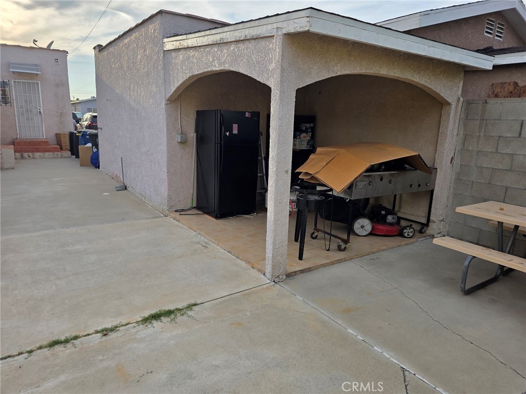 main property photo 13