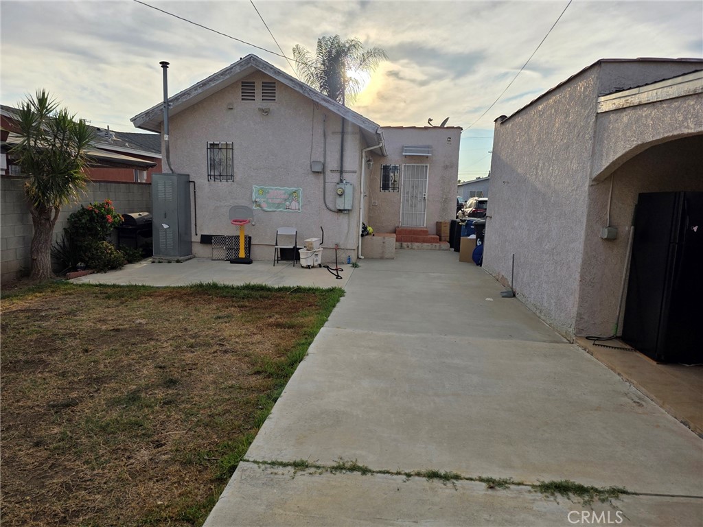 main property photo 14