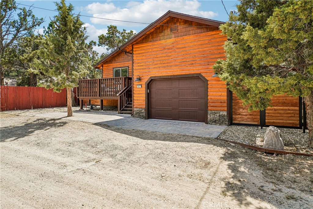 main property photo 4