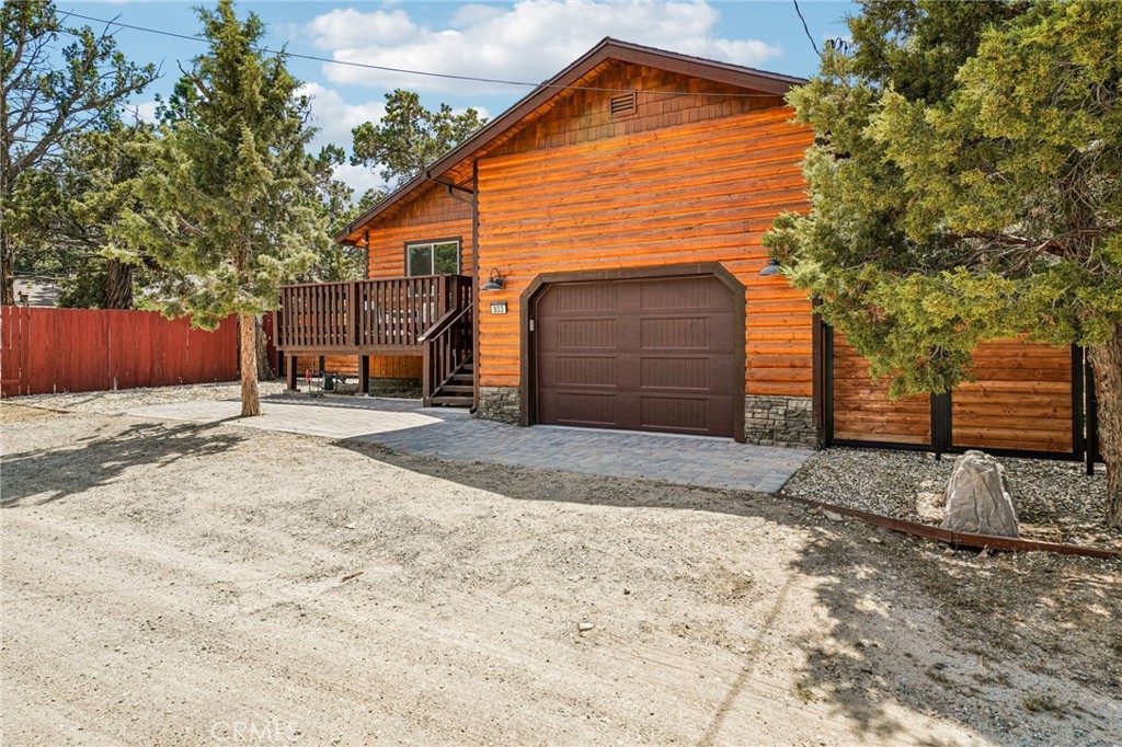 main property photo 5