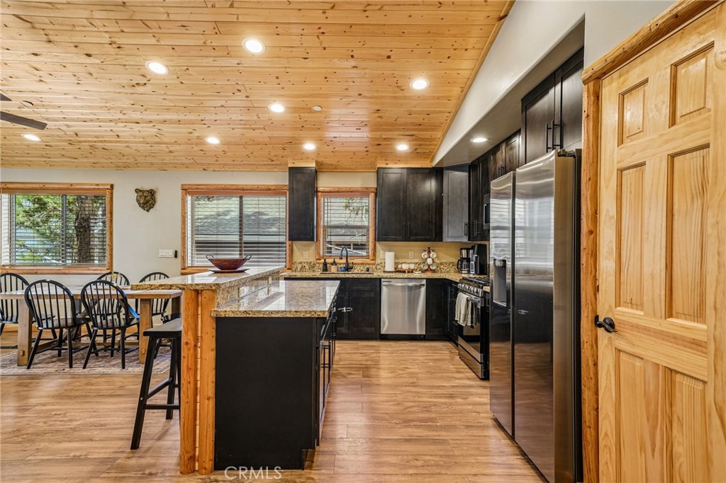 main property photo 59