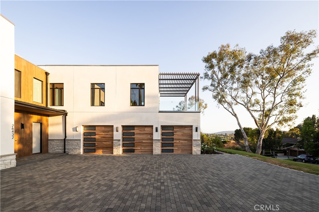 main property photo 51